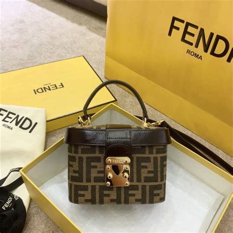 tassen fendi|fendi official website.